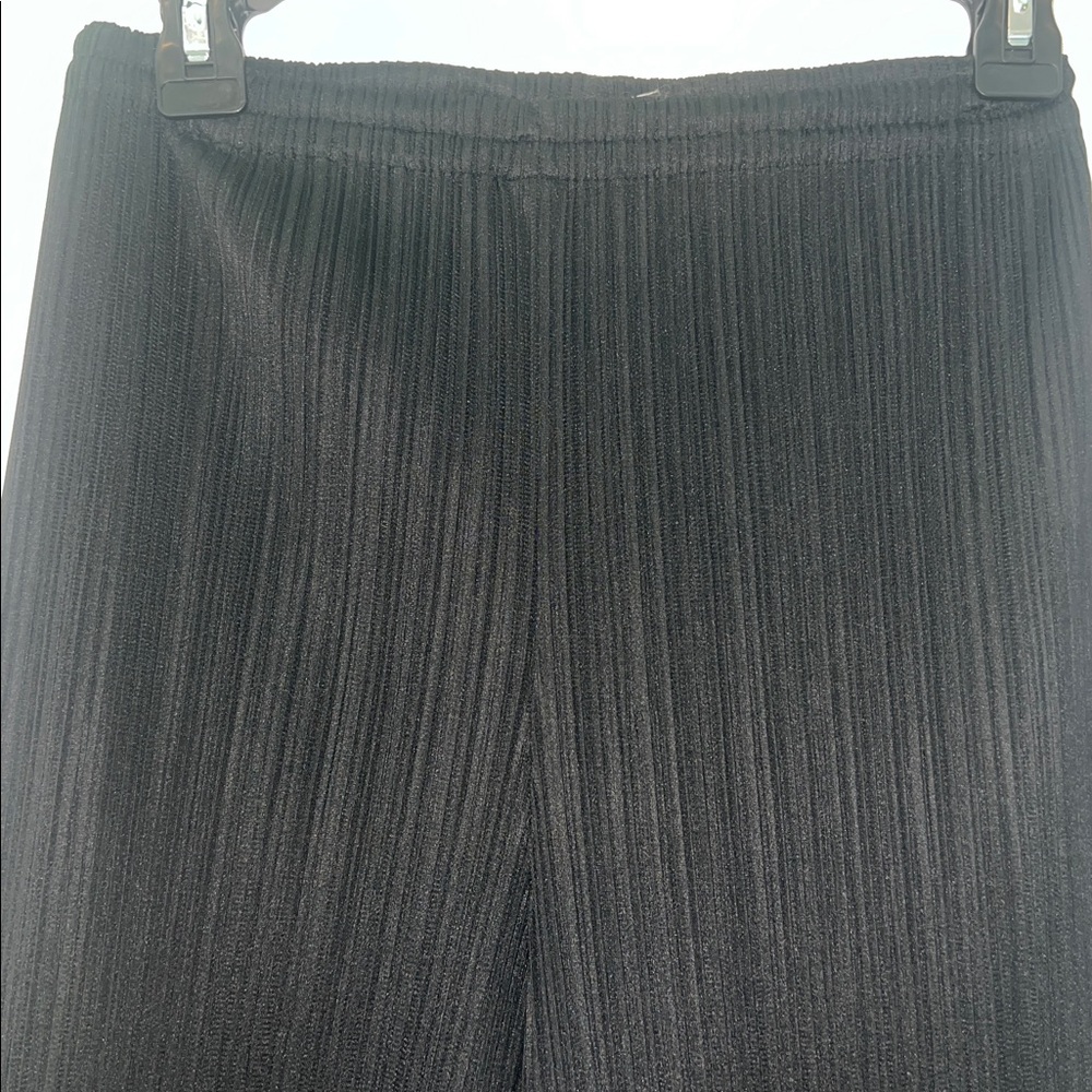 Iconic Issey Miyake Pleats Please Black Pants Size 5 ( equivalent to a 12-14)